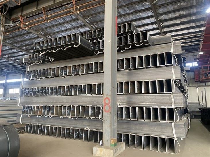 HOT FINISHED SQUARE HOLLOW SECTIONS