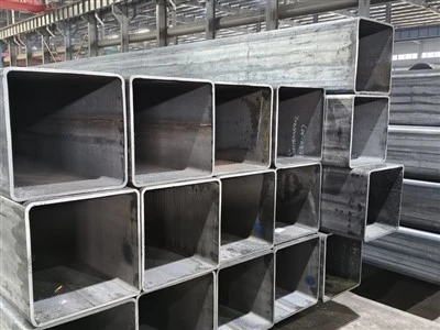 Sezioni cave quadrate e rettangolari finite a caldo
